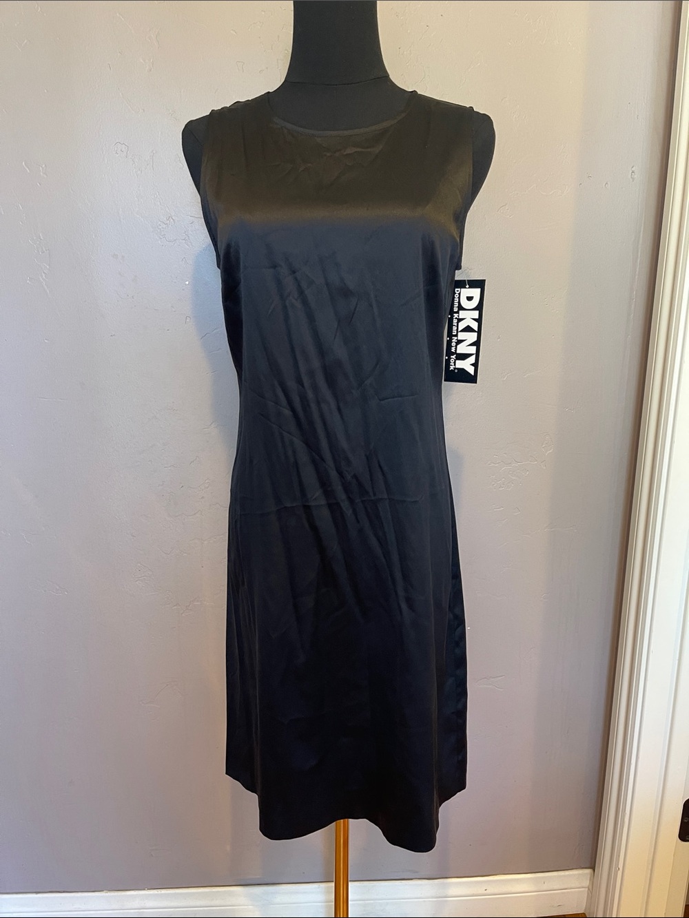 NWT Vintage DKNY Black Silk Sleeveless Shift Dress size 6